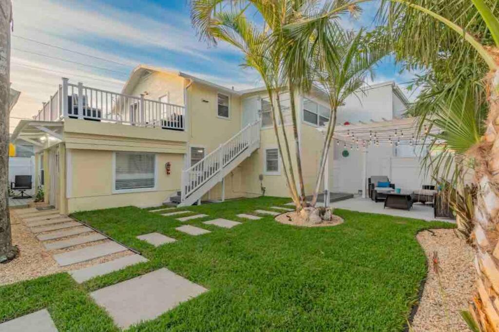 Lovely 2 Bedrooms, Steps Away From The Beach. Bradenton Beach Exterior foto