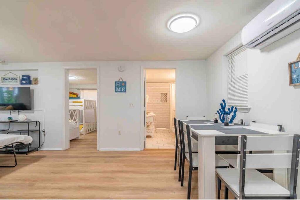 Lovely 2 Bedrooms, Steps Away From The Beach. Bradenton Beach Exterior foto
